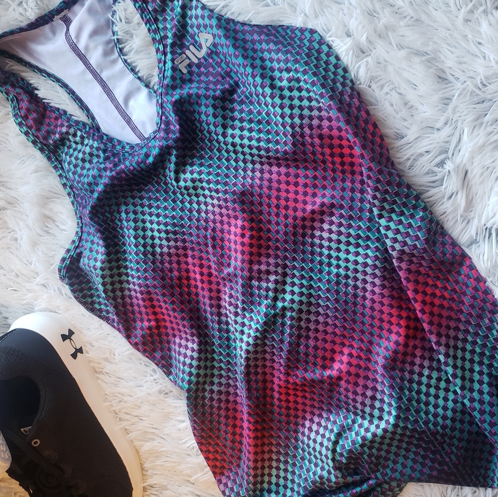 Workout tank size L